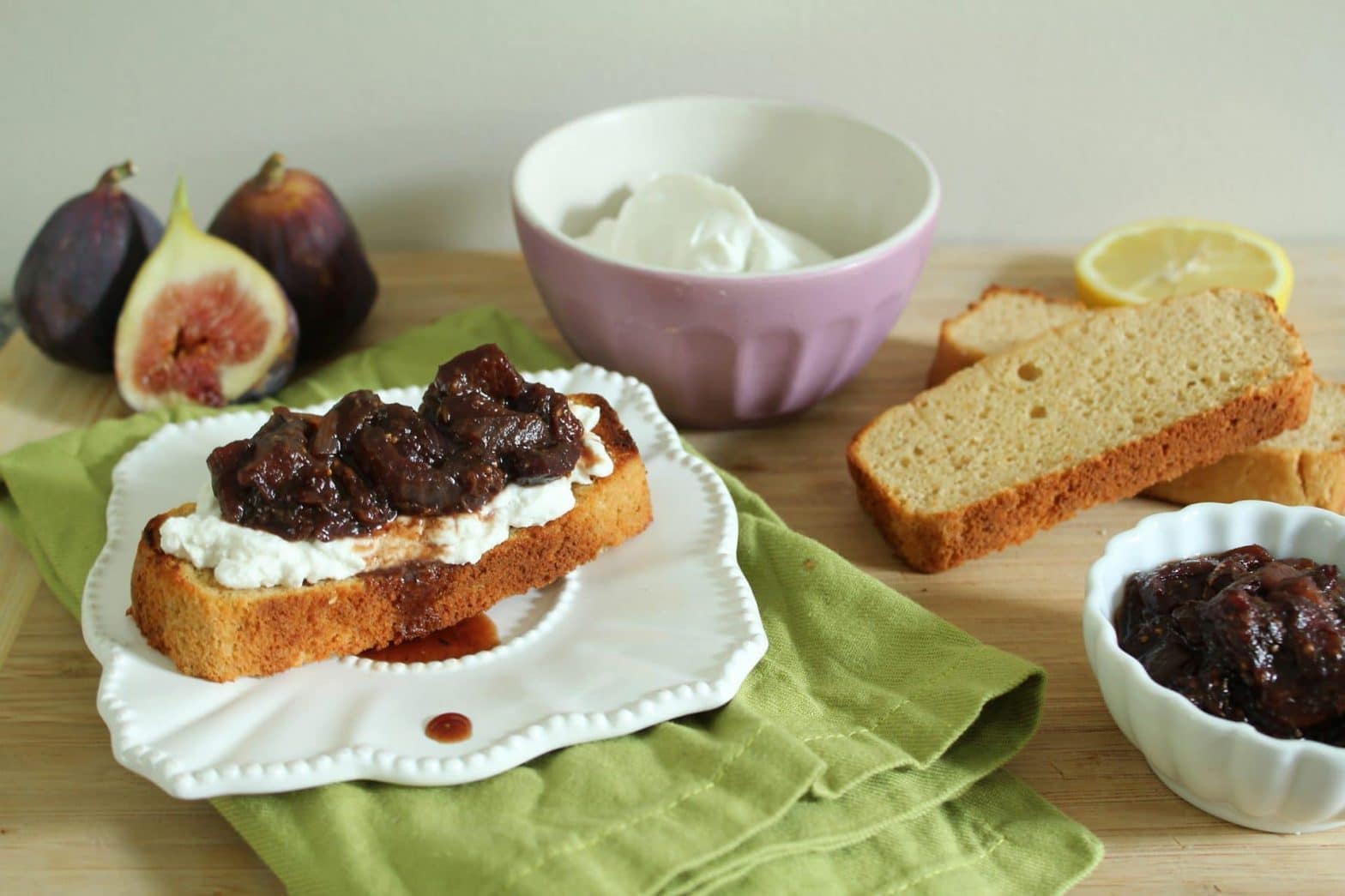 Paleo Fig and Red Onion Chutney