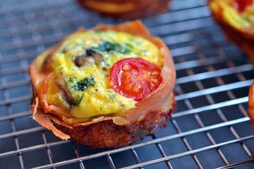 Whole30-Prosciutto-Wrapped-Frittata-Muffins