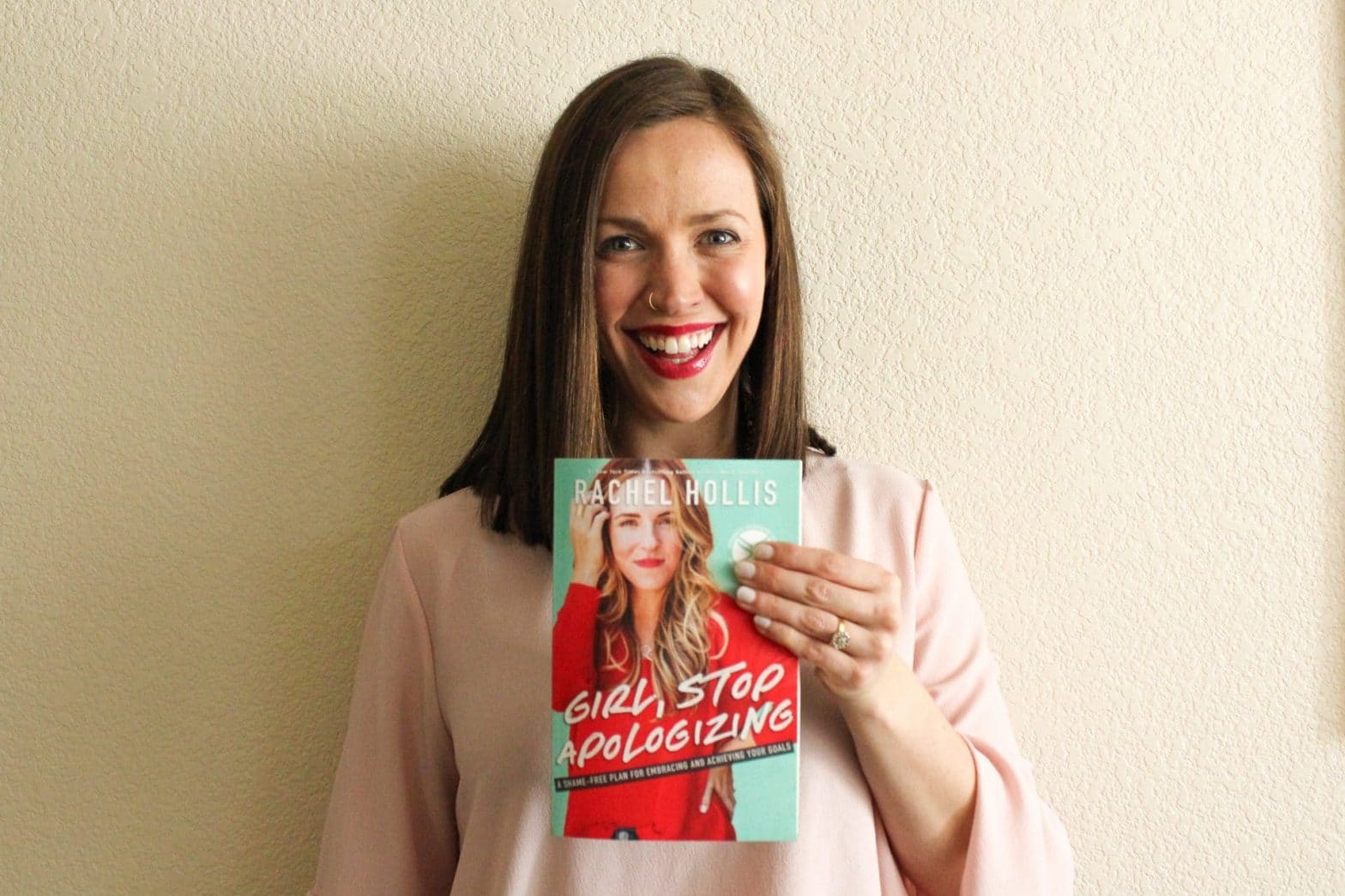 “Girl, Stop Apologizing” Review – a book by Rachel Hollis