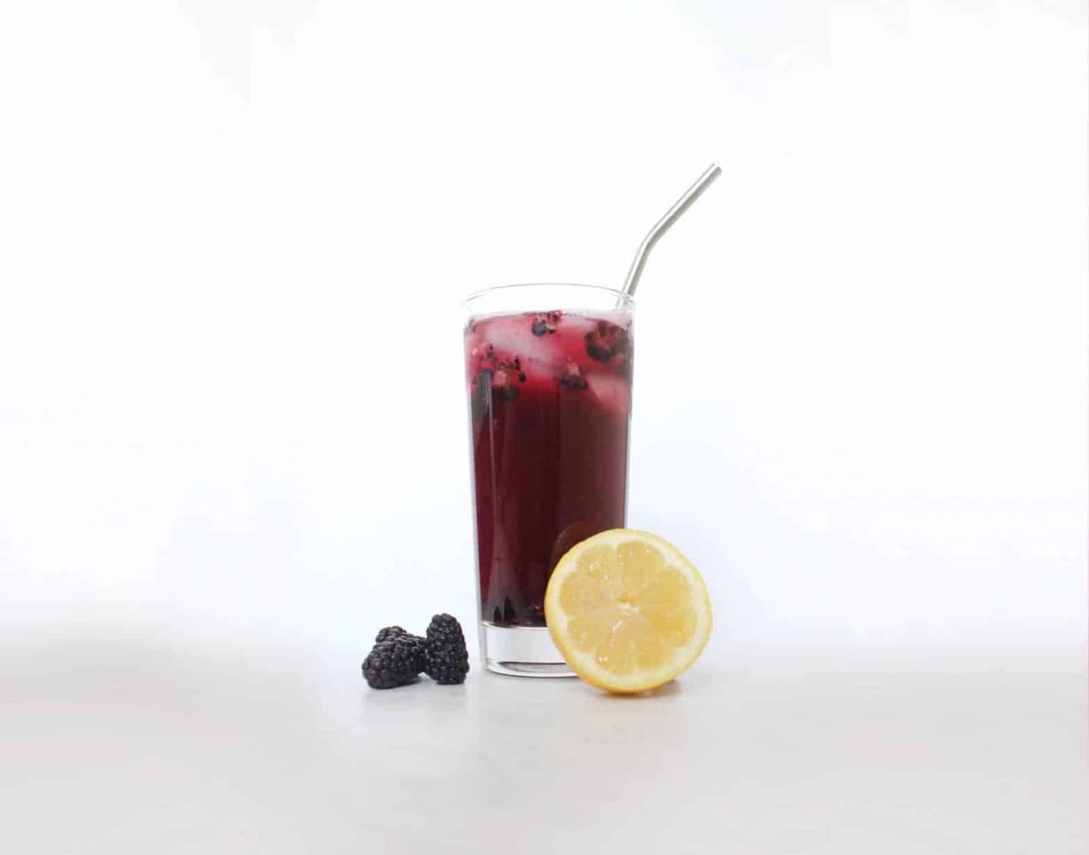 Healthy Very Berry Hibiscus Lemonade Starbucks Refreshers Recipe to Make at Home!