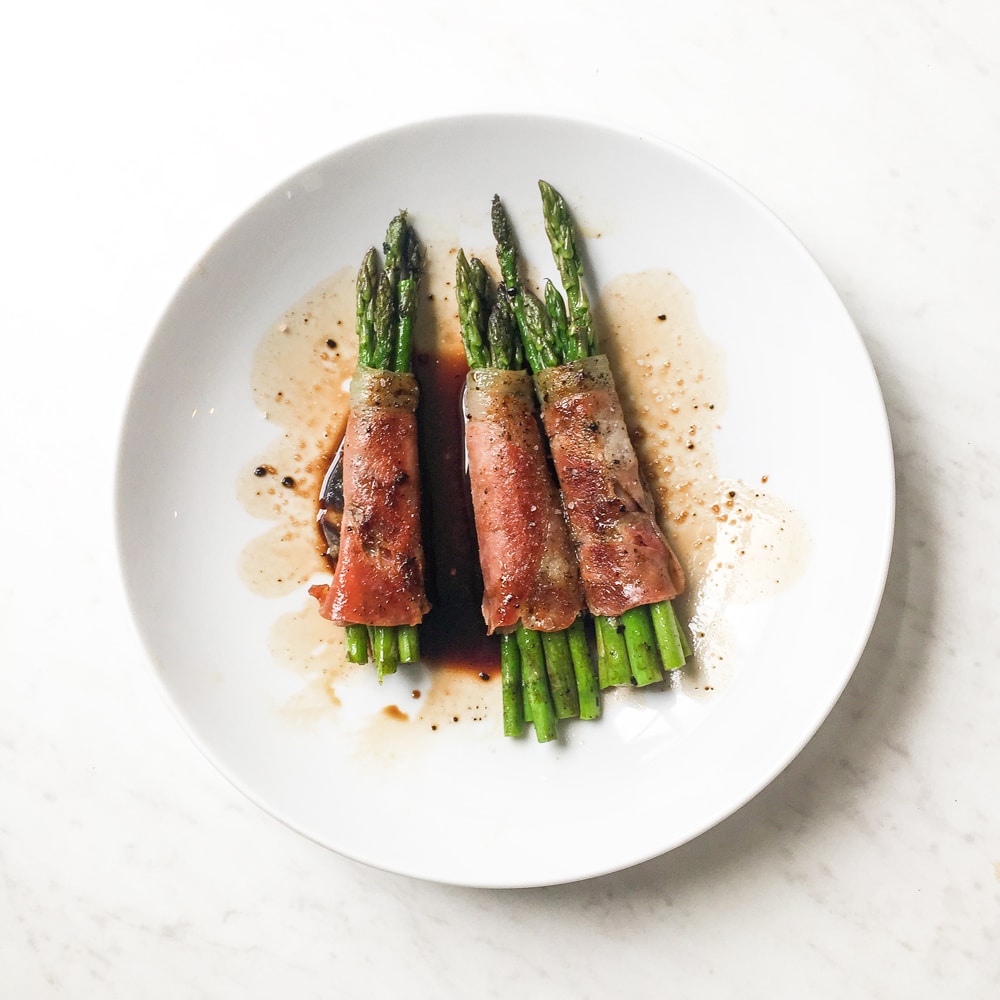 Prosciutto Wrapped Asparagus Recipe (Whole30 + Paleo)