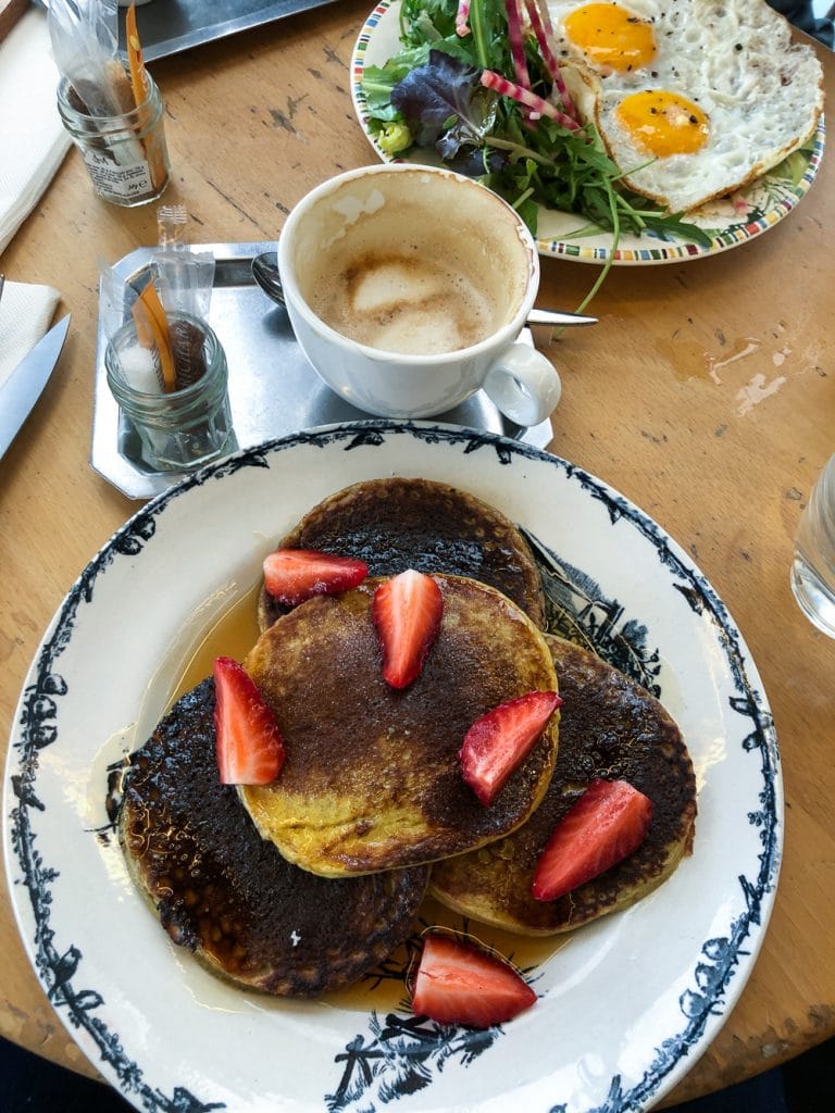 Places to Eat in Paris Café de la Poste