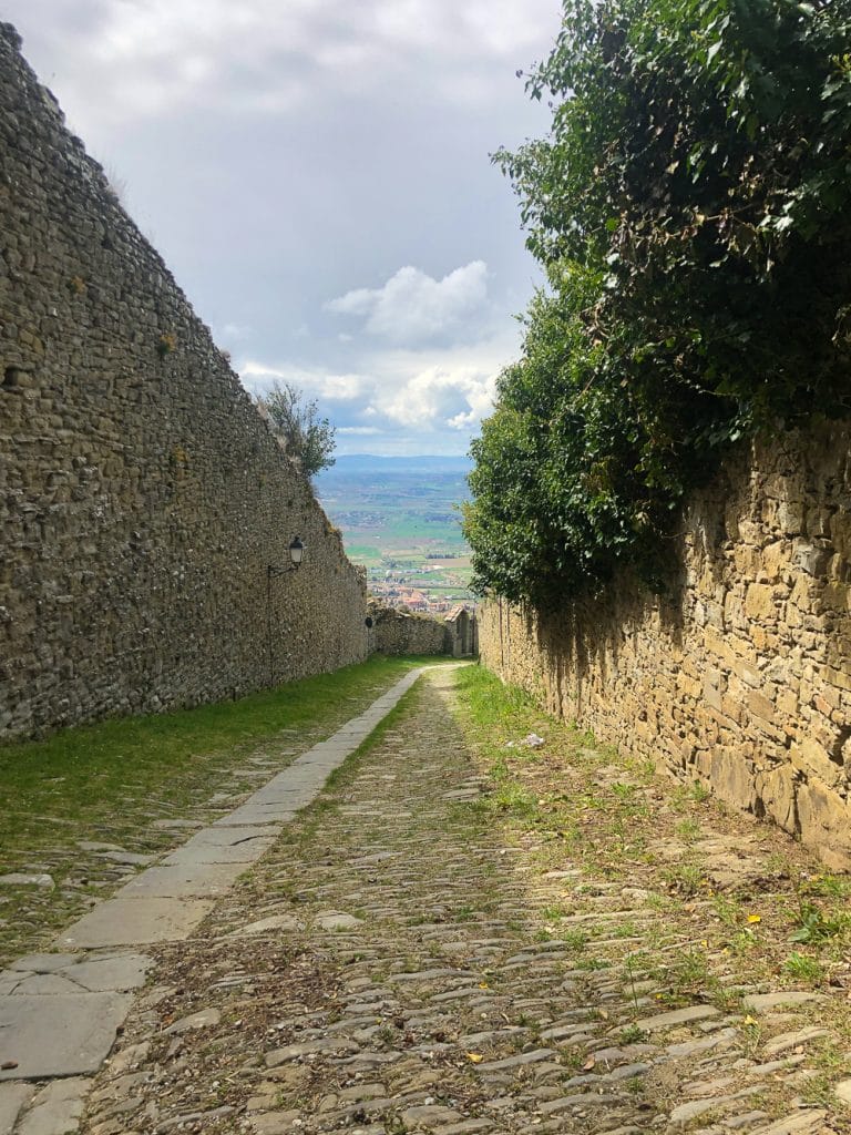 Things to do in Cortona Italy the walk to Santa Margherita