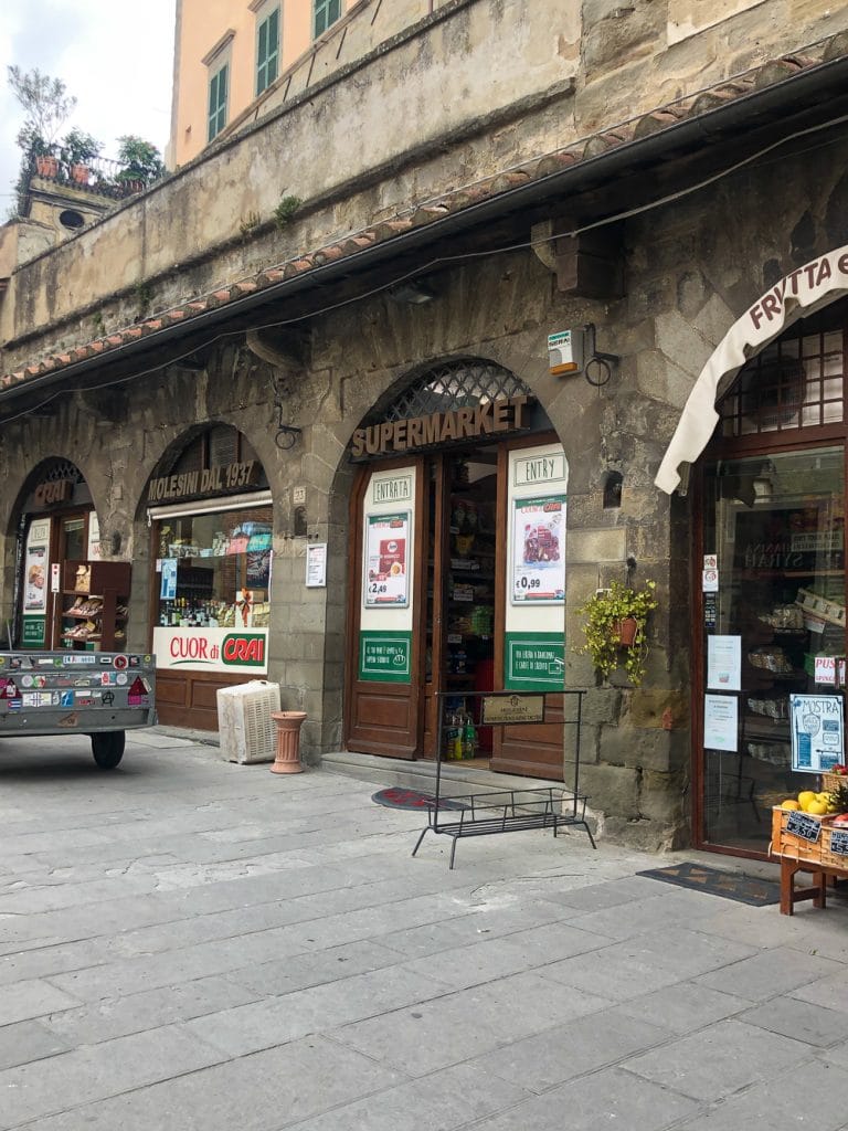 Things to do in Cortona Italy molesini supermarket