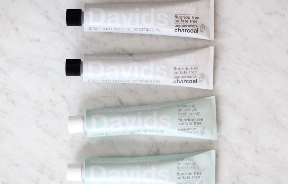 Natural and Organic Toothpastes that are Safe Guide (with EWG Ratings)
