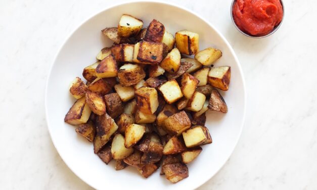 Perfect Crispy Roasted Potatoes Recipe (Whole30 + Paleo)